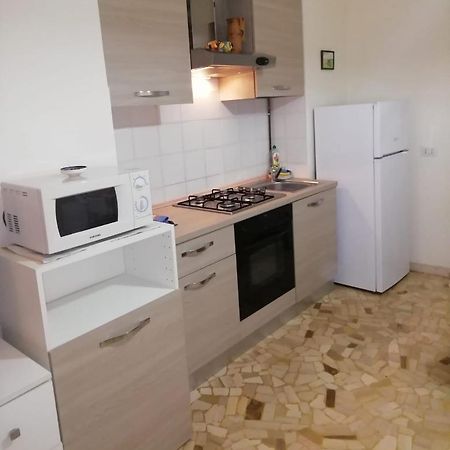 Appartamento Palmanova Vicino Alla Metropolitana Milan Bagian luar foto