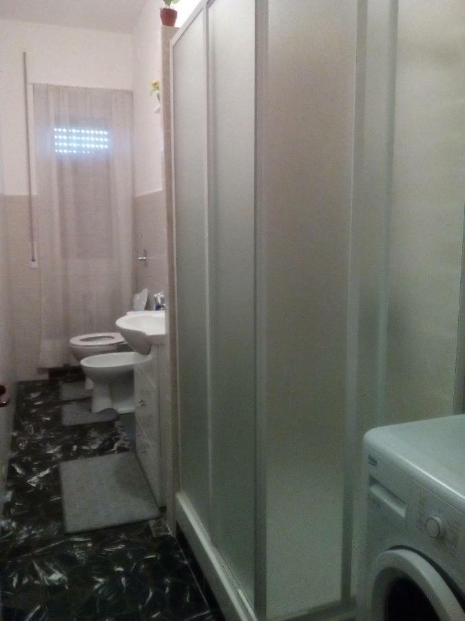 Appartamento Palmanova Vicino Alla Metropolitana Milan Bagian luar foto